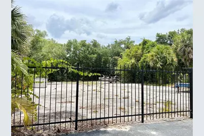 7011 Waterside Dr, Tampa, FL 33617 - Photo 28