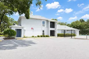 7011 Waterside Dr, Tampa, FL 33617 - Photo 22