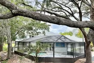 7011 Waterside Dr, Tampa, FL 33617 - Photo 30