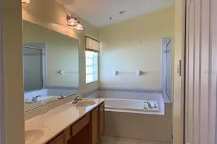 4211 Hartford Lake Dr, Tampa, FL 33619 - Photo 22