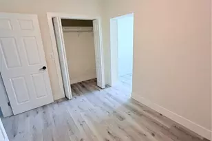 10801 N Edison Ave, Tampa, FL 33612 - Photo 18