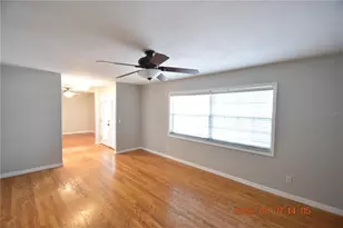 3827 Frostwood Ct, Land O Lakes, FL 34639 - Photo 4