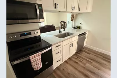 13034 Clay Avenue, Largo, FL 33773 - Photo 6