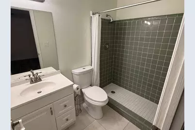 13034 Clay Avenue, Largo, FL 33773 - Photo 12