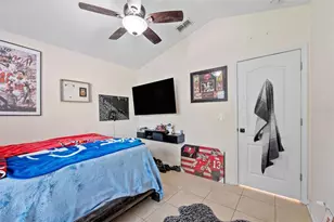 18843 Maisons Dr, Lutz, FL 33558 - Photo 26