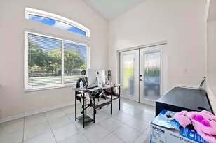 18843 Maisons Dr, Lutz, FL 33558 - Photo 34