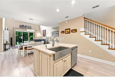 8738 Terracina Lake Drive, Tampa, FL 33625 - Photo 6