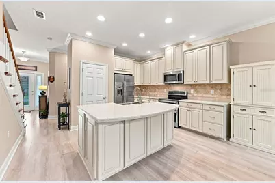 8738 Terracina Lake Drive, Tampa, FL 33625 - Photo 4