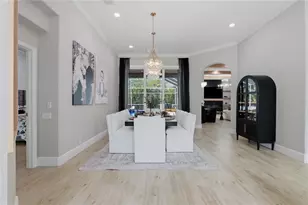 6128 Pasadena Point Blvd, Gulfport, FL 33707 - Photo 2
