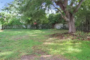 1241 Nicholson St, Clearwater, FL 33755 - Photo 32