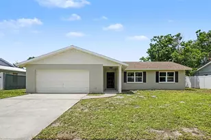 3410 50th St W, Bradenton, FL 34209 - Photo 2