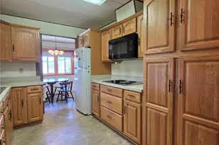 5452 Joyce St, Zephyrhills, FL 33542 - Photo 16