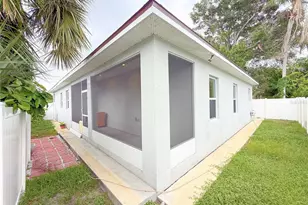 6690 54th Ave N, Saint Petersburg, FL 33709 - Photo 32