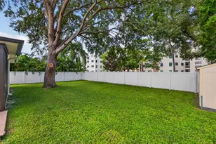 6170 Sundown Dr, Saint Petersburg, FL 33709 - Photo 24