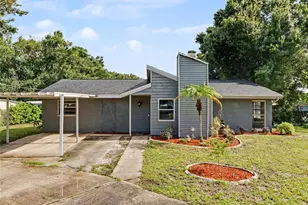 2409 11th Ave SE, Ruskin, FL 33570 - Photo 1
