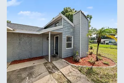 2409 11th Avenue SE, Ruskin, FL 33570 - Photo 2