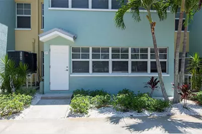 19417 Gulf Boulevard #E109, Indian Rocks Beach, FL 33785 - Photo 4