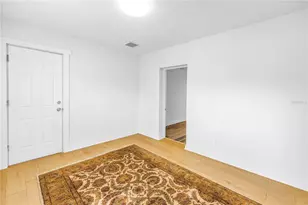 2000 27th Ave N, Saint Petersburg, FL 33713 - Photo 12