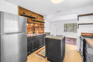 2000 27th Ave N, Saint Petersburg, FL 33713 - Photo 6