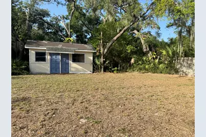 9901 Davis Street, Gibsonton, FL 33534 - Photo 4