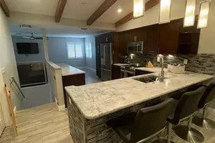 1450 Mahogany Ln, Palm Harbor, FL 34683 - Photo 10
