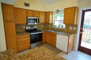 3416 Picwood Rd, Tampa, FL 33618 - Photo 12