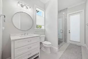 210 S Shore Crest Dr, Tampa, FL 33609 - Photo 38