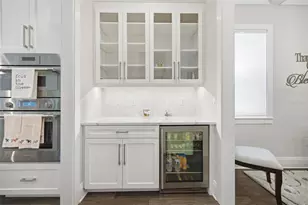210 S Shore Crest Dr, Tampa, FL 33609 - Photo 14