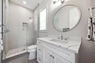 210 S Shore Crest Dr, Tampa, FL 33609 - Photo 40