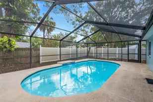 17717 Cranbrook Dr, Lutz, FL 33549 - Photo 6