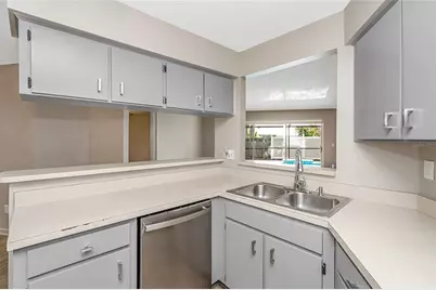 17717 Cranbrook Drive, Lutz, FL 33549 - Photo 18