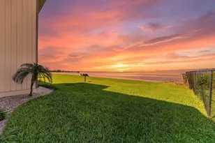 828 Bahia Del Sol Dr, Ruskin, FL 33570 - Photo 36