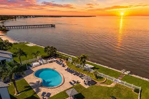 828 Bahia Del Sol Dr, Ruskin, FL 33570 - Photo 38