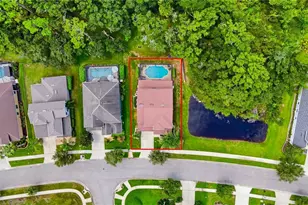 32126 Garden Alcove Loop, Wesley Chapel, FL 33545 - Photo 2