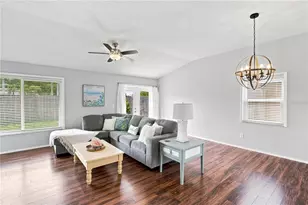 864 Franklin Cir, Palm Harbor, FL 34683 - Photo 14