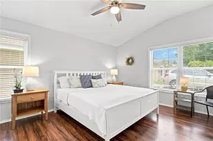 864 Franklin Cir, Palm Harbor, FL 34683 - Photo 4