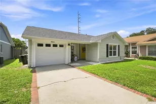 864 Franklin Cir, Palm Harbor, FL 34683 - Photo 2