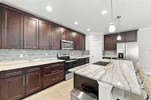 232 Clayton St, Brandon, FL 33511 - Photo 8