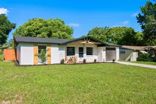 6241 Maplewood Dr, New Port Richey, FL 34653 - Photo 2