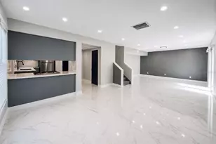 12414 Touchton Dr, Tampa, FL 33617 - Photo 2