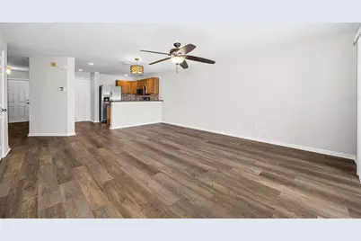 8013 Sutton Terrace Lane, Tampa, FL 33615 - Photo 14