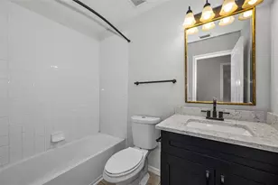 8013 Sutton Terrace Ln, Tampa, FL 33615 - Photo 24