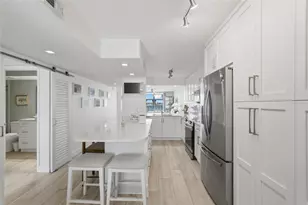 6081 Bahia Del Mar Cir, Saint Petersburg, FL 33715 - Photo 4