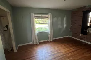 495 60th St N, Saint Petersburg, FL 33710 - Photo 6
