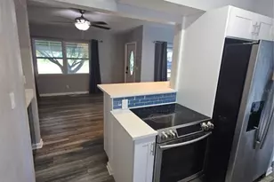 10709 115th Ave, Seminole, FL 33778 - Photo 10