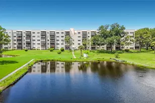 8174 Terrace Garden Dr N, Saint Petersburg, FL 33709 - Photo 58