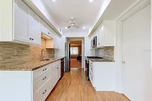 8174 Terrace Garden Dr N, Saint Petersburg, FL 33709 - Photo 26