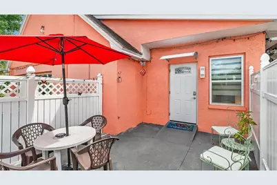 8301 Lopez Drive, Tampa, FL 33615 - Photo 14