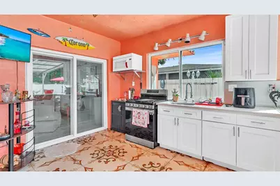 8301 Lopez Drive, Tampa, FL 33615 - Photo 36
