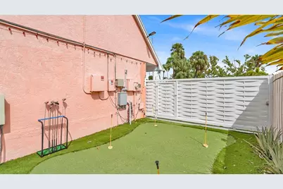 8301 Lopez Drive, Tampa, FL 33615 - Photo 28